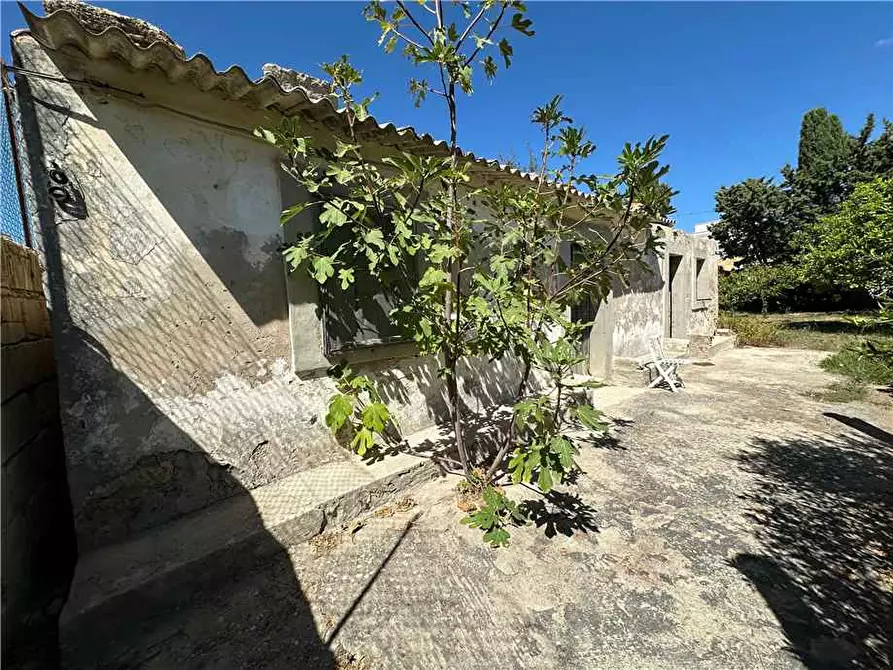 Immagine 4 di Terreno in vendita  in Via Elsa Morante, 94 a Avola