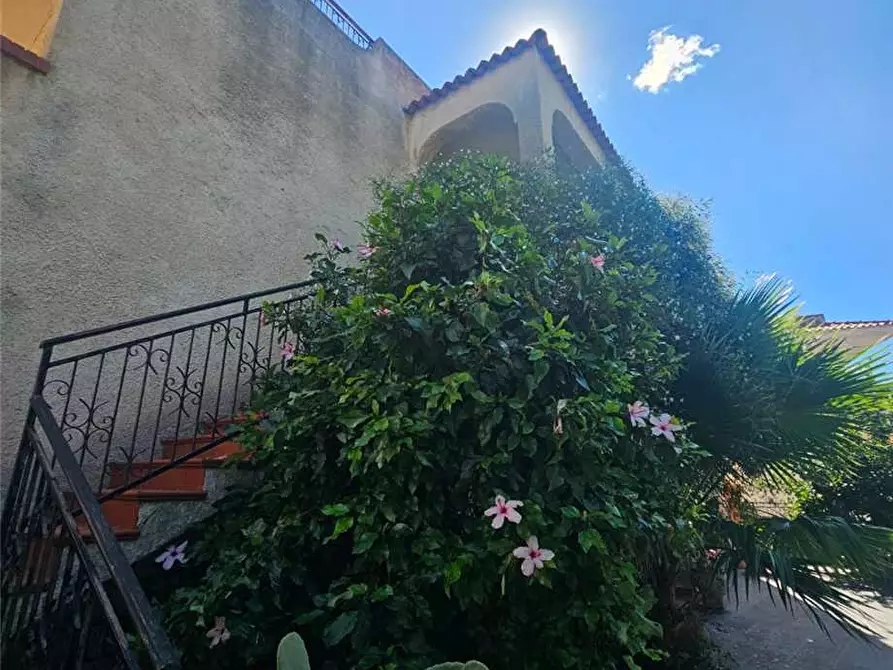 Immagine 10 di Villa in vendita  in Via Dei Mille, 86 a Noto