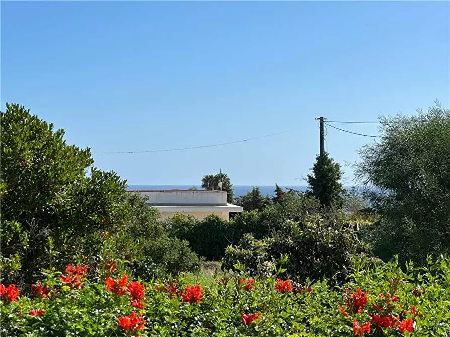 Immagine 13 di Villa in vendita  in Loc. Contrada Guardiola, sn a Noto