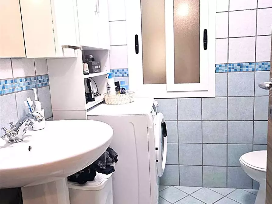 Immagine 10 di Casa bifamiliare in vendita  in Via Vico Molise Traversa 1, 9 a Avola