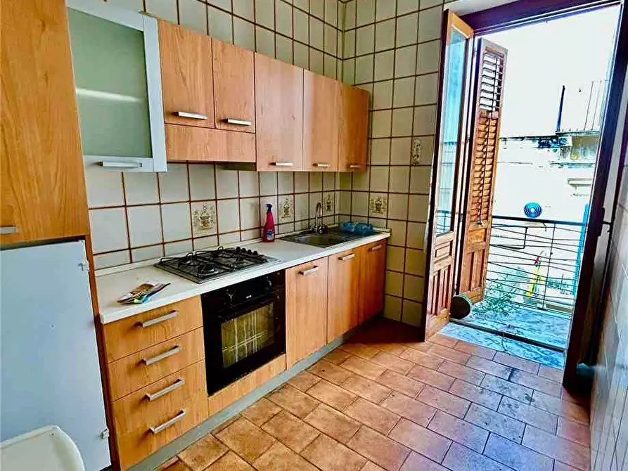Immagine 3 di Appartamento in vendita  in Via Cavour, 99 a Noto