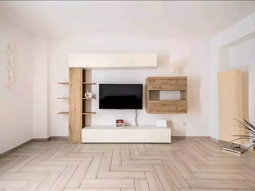 Immagine 4 di Appartamento in vendita  in Via G. Sonnino, snc a Noto