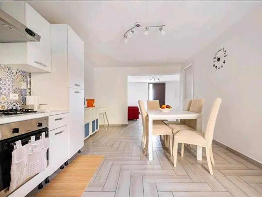 Immagine 5 di Appartamento in vendita  in Via G. Sonnino, snc a Noto