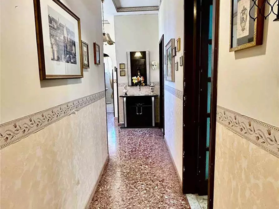 Immagine 4 di Appartamento in vendita  in Via Vico Carlo Pisacane, 5 a Noto