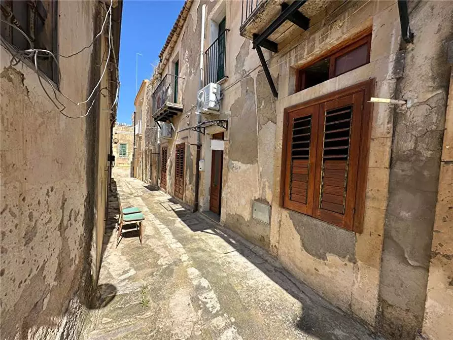Immagine 4 di Villa in vendita  in Via Ronco Camelia, 4/5 a Noto