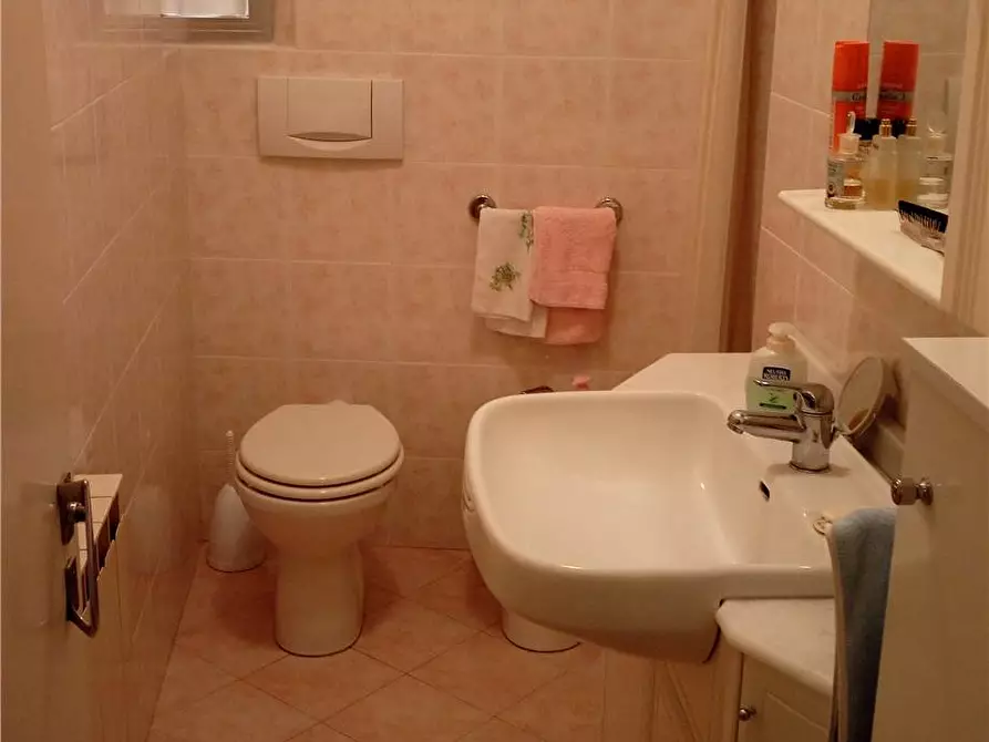 Immagine 5 di Appartamento in vendita  a Matelica