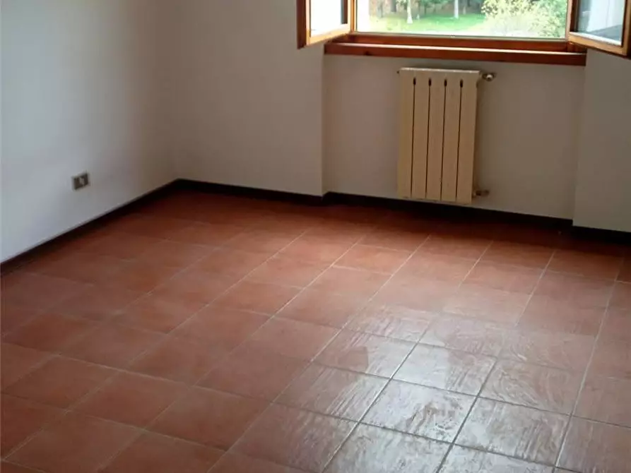 Immagine 3 di Appartamento in vendita  in Via De Gasperi, 53 a Matelica