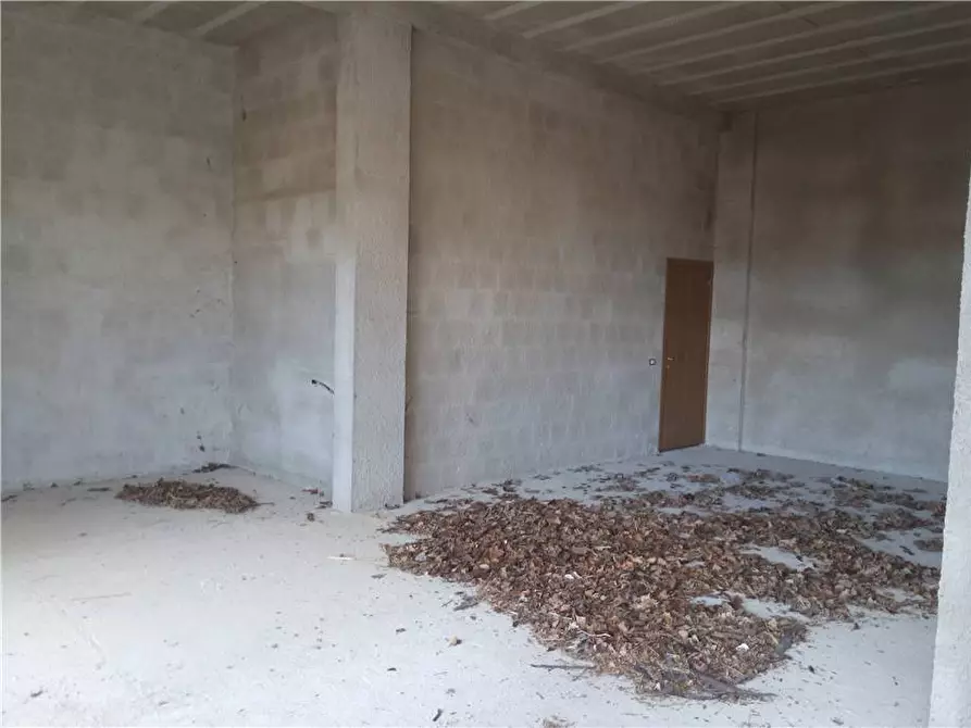 Immagine 3 di Garage in affitto  in Via SERRE BASSE a Matelica