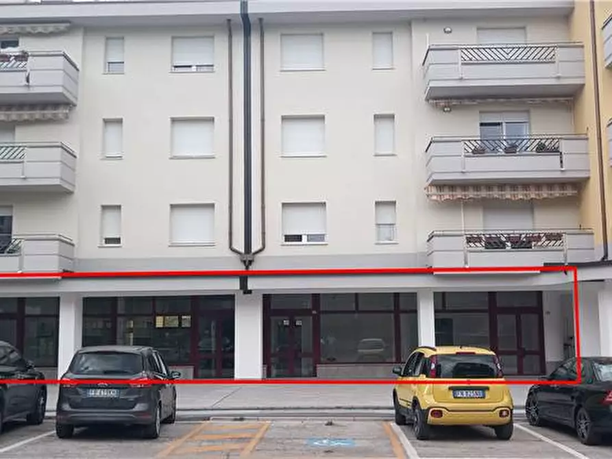 Immagine 2 di Ufficio in affitto  in Via Bachelet, 15 a Matelica