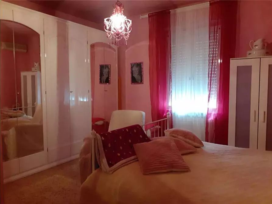 Immagine 4 di Appartamento in vendita  a Esanatoglia