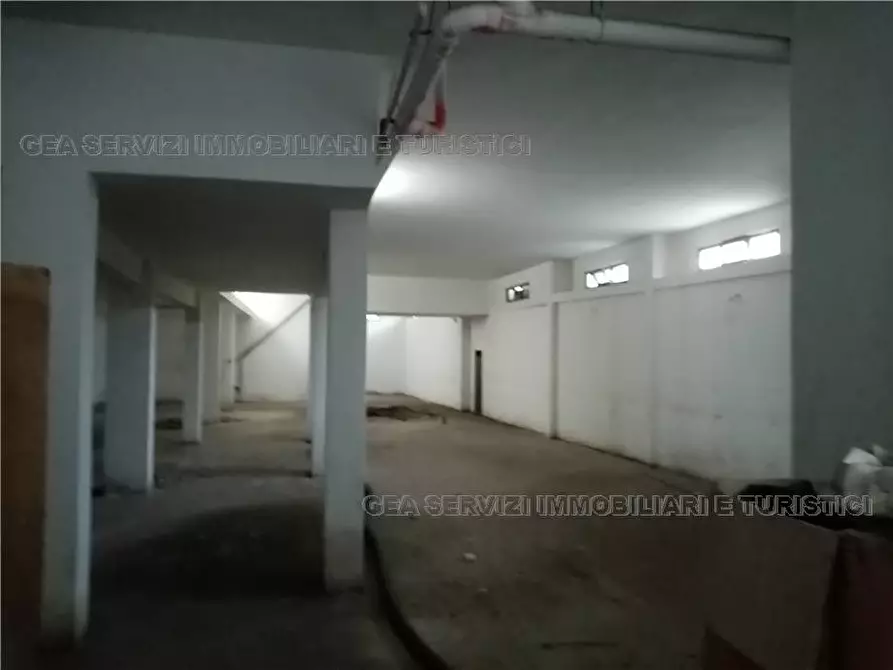 Immagine 3 di Garage in vendita  a Capurso
