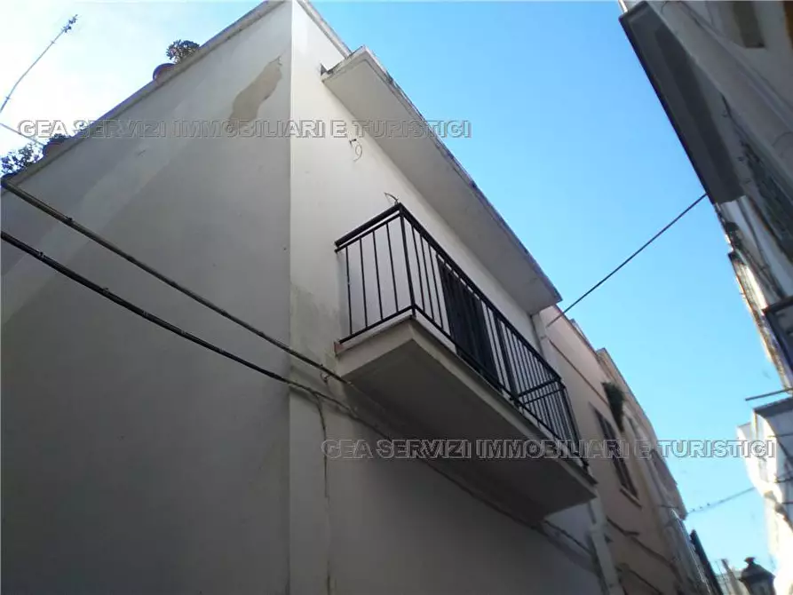 Immagine 2 di Stabile in vendita  a Triggiano