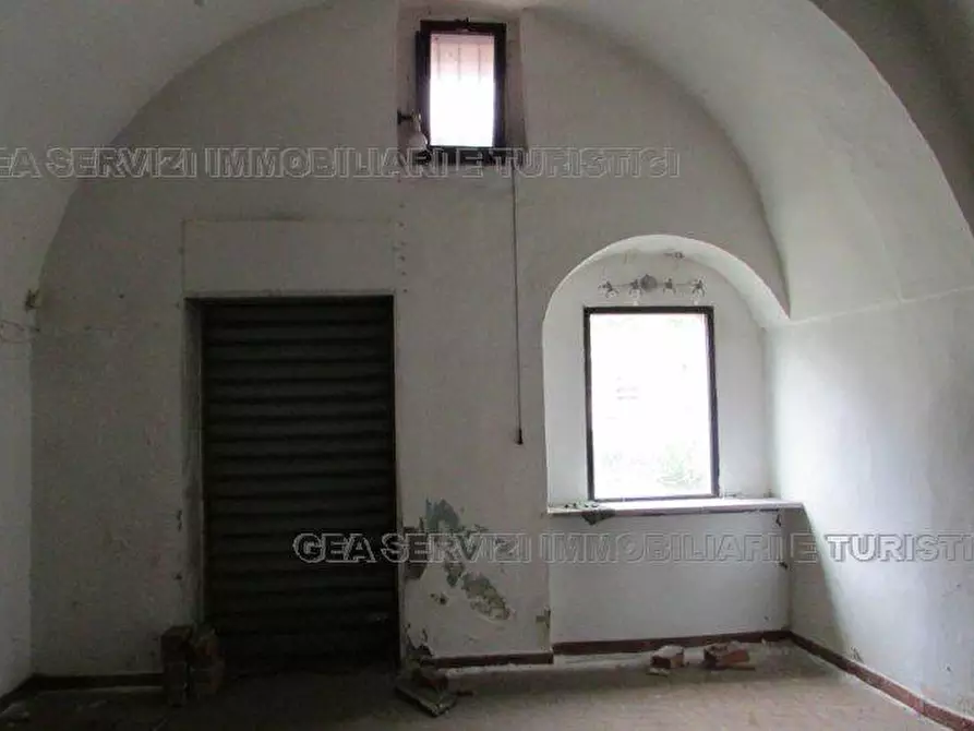 Immagine 2 di Attività commerciale in affitto  a Bernalda
