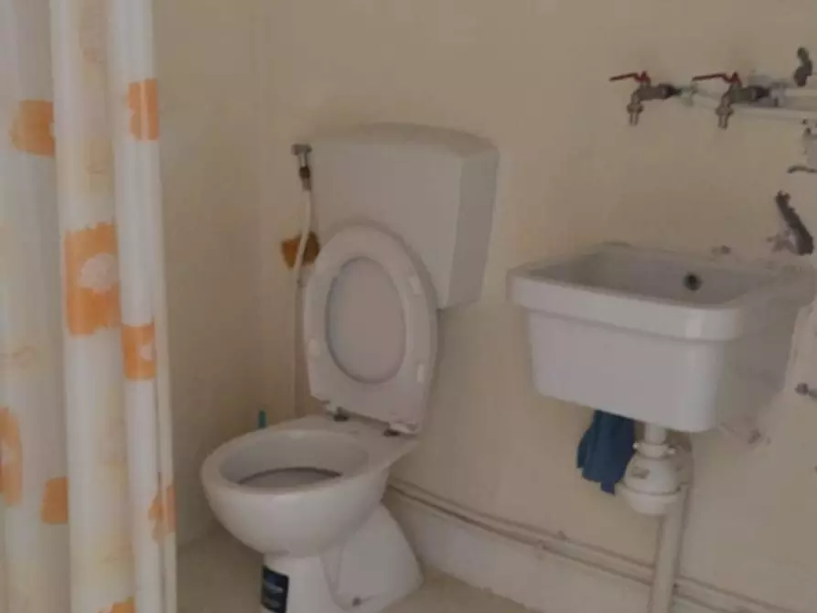 Immagine 3 di Deposito in affitto  a San Casciano In Val Di Pesa