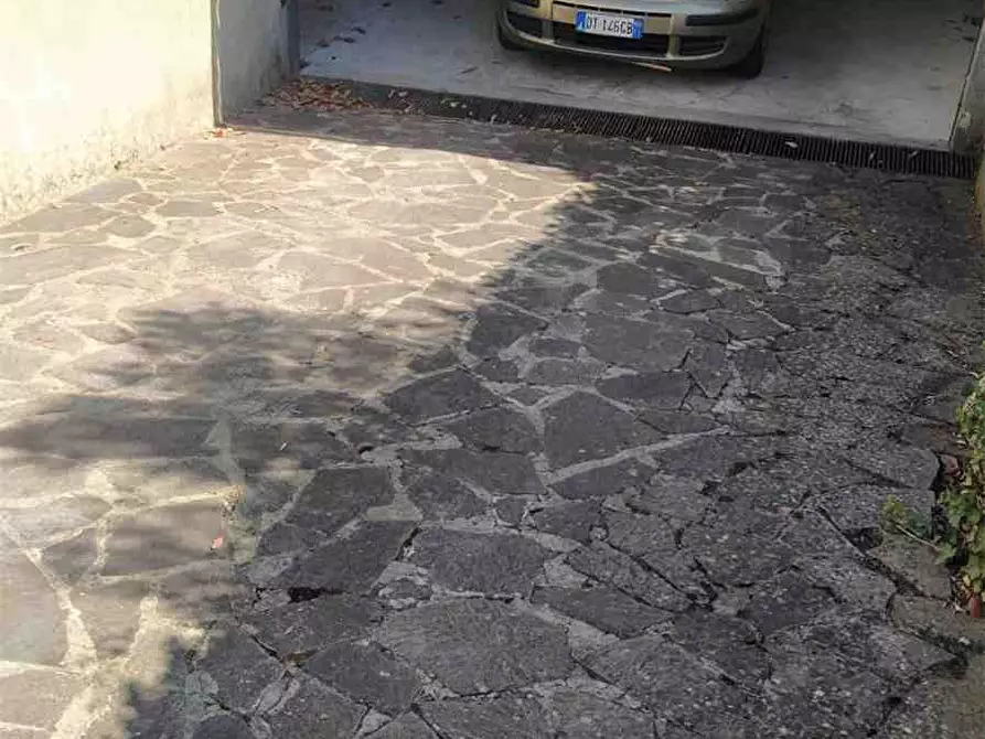 Immagine 5 di Deposito in affitto  a San Casciano In Val Di Pesa