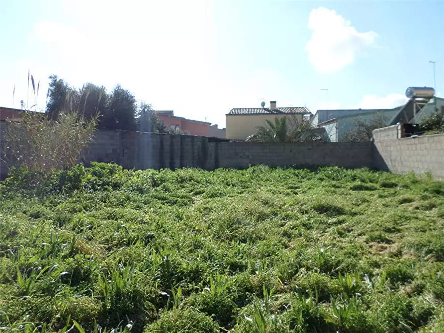 Immagine 5 di Terreno in vendita  a Uta
