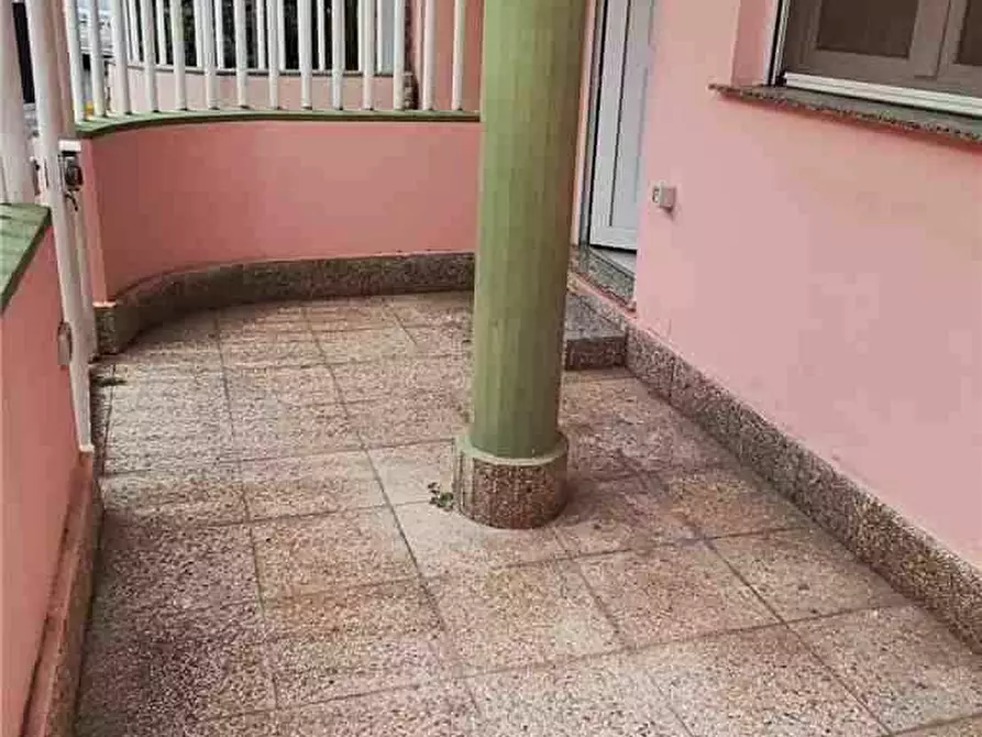 Immagine 15 di Villa in vendita  in Via Via del Popolo, 6 a Assemini