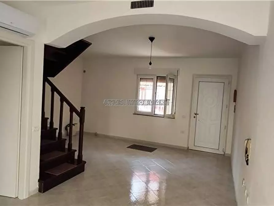 Immagine 2 di Villa in vendita  in Via Via del Popolo, 6 a Assemini