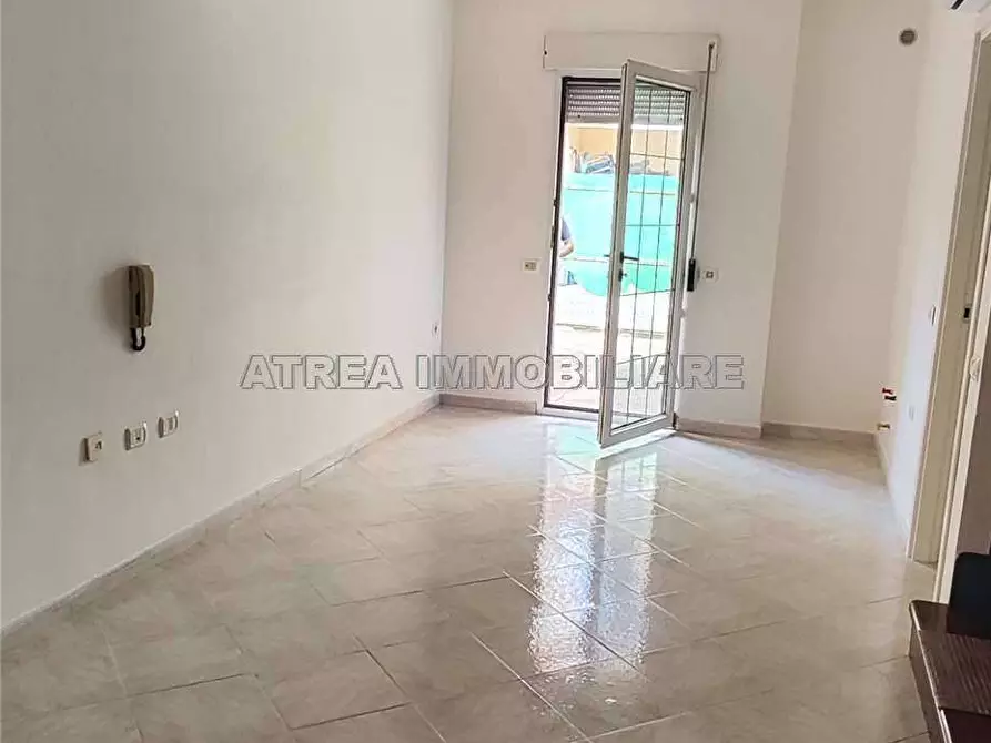 Immagine 4 di Villa in vendita  in Via Via del Popolo, 6 a Assemini