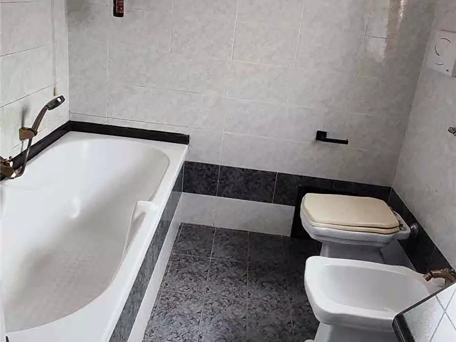 Immagine 9 di Villa in vendita  in Via Via del Popolo, 6 a Assemini