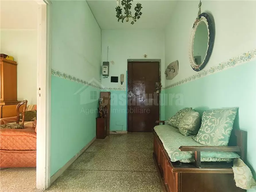 Immagine 2 di Appartamento in vendita  a Napoli