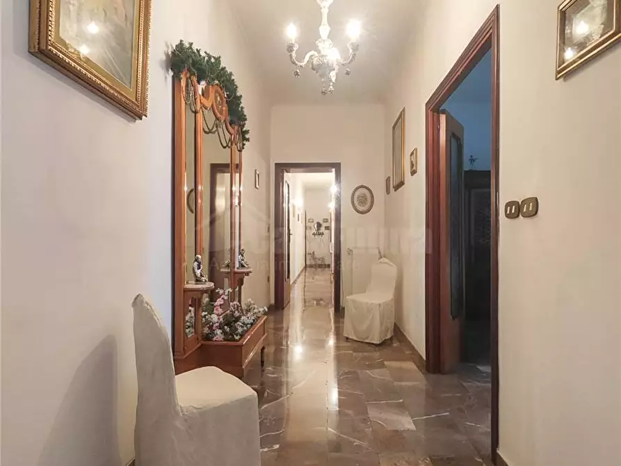Immagine 2 di Appartamento in vendita  a Napoli