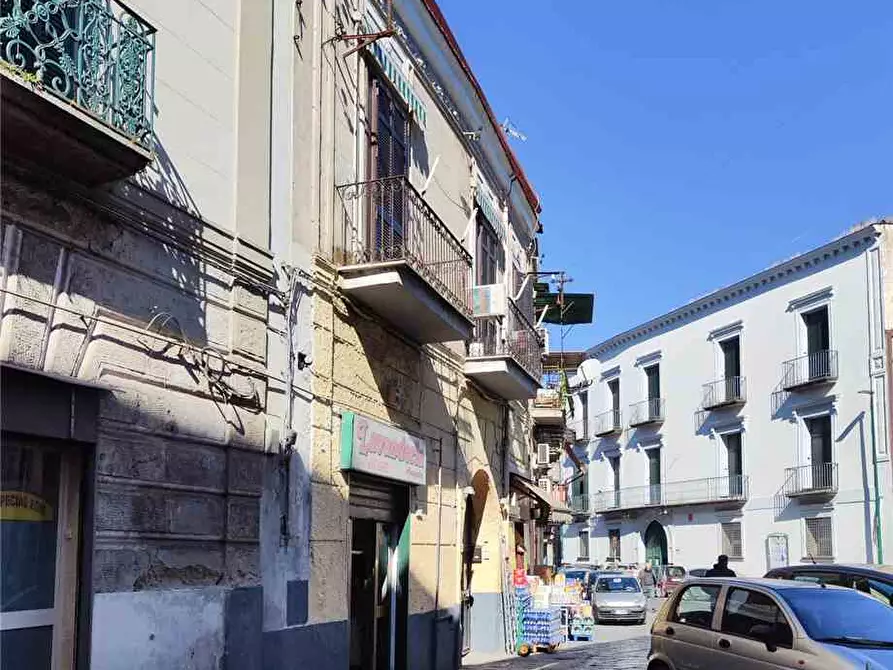 Immagine 1 di Attività commerciale in vendita  a Napoli