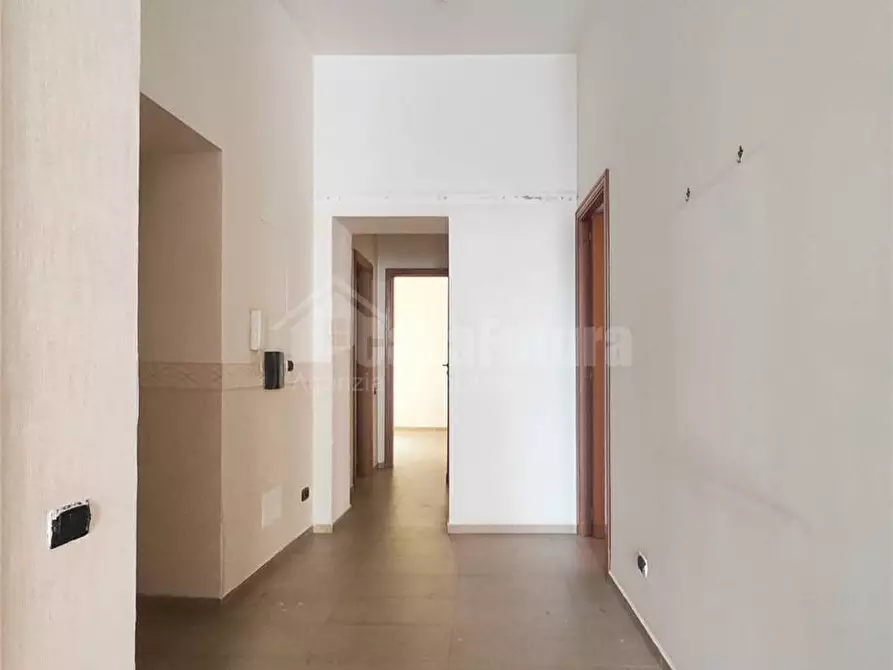 Immagine 5 di Appartamento in vendita  a Napoli