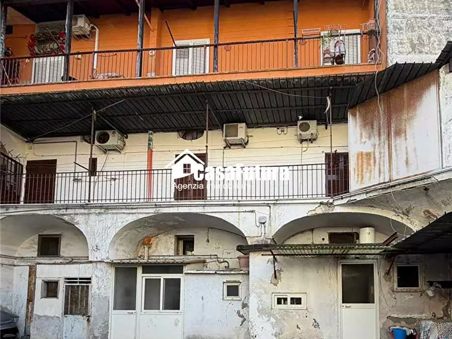 Immagine 10 di Appartamento in vendita  a Napoli