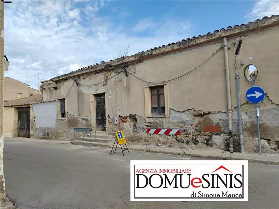 Immagine 2 di Villa in vendita  a Nurachi