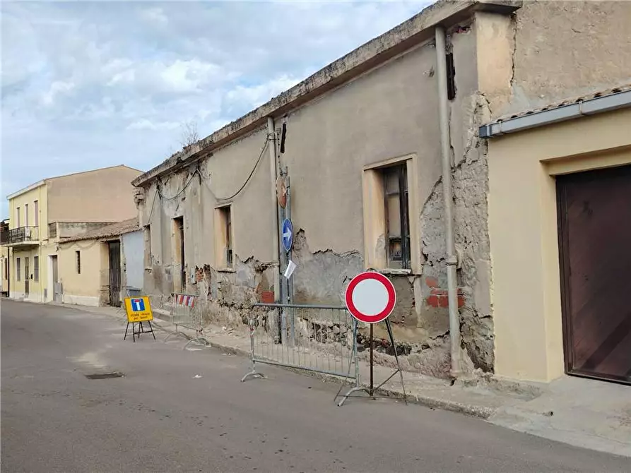 Immagine 3 di Villa in vendita  a Nurachi