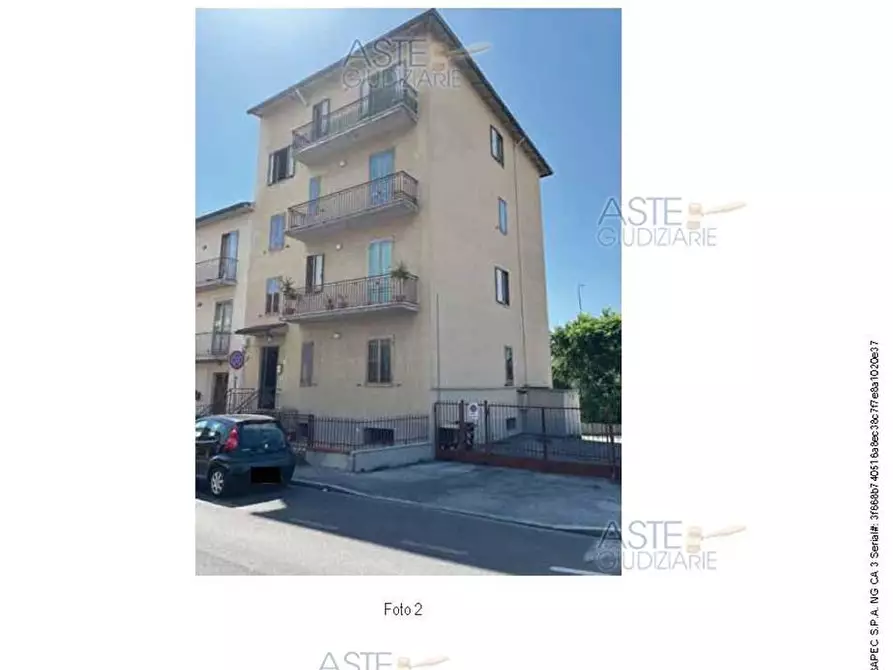 Immagine 1 di Appartamento in vendita  in Via isonzo a Prato