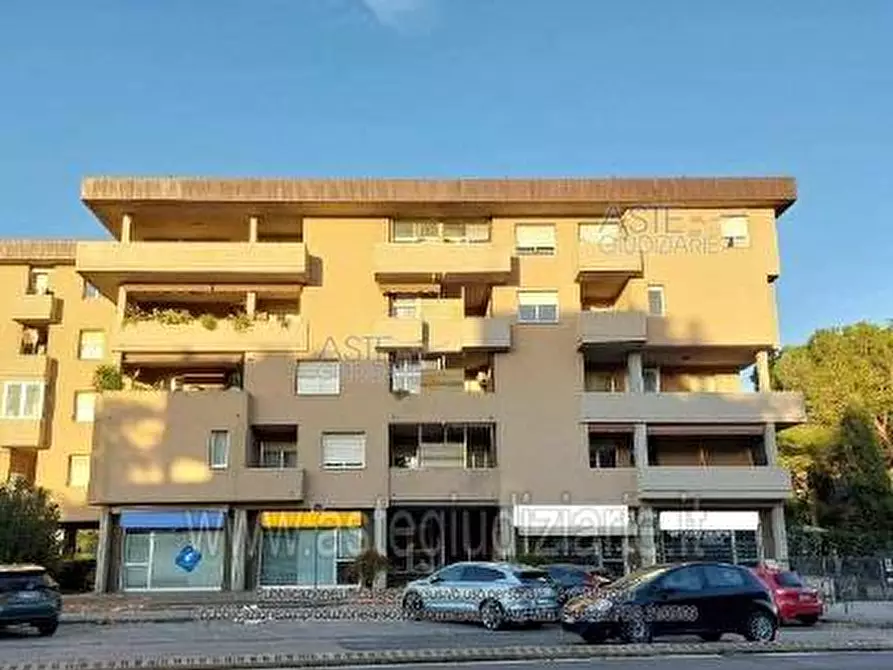 Immagine 1 di Appartamento in vendita  in Via catani a Prato
