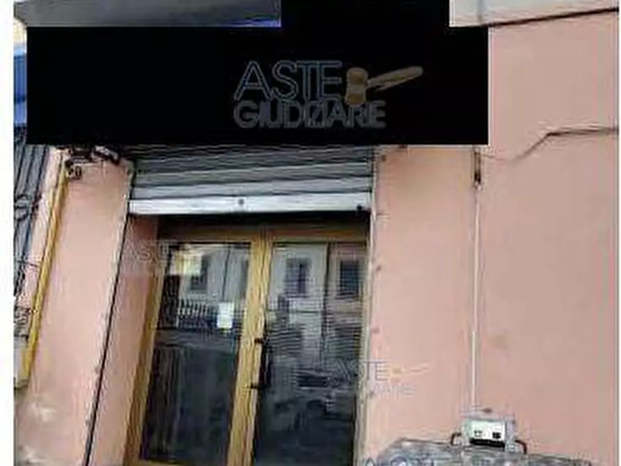 Immagine 1 di Appartamento in vendita  in Via PISTOIESE a Prato