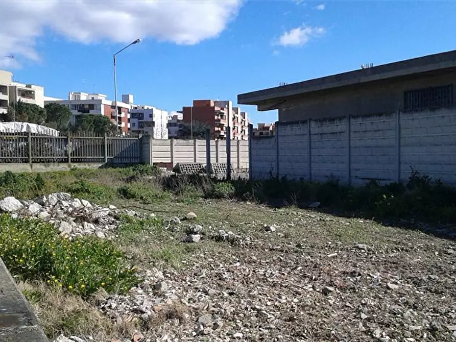 Immagine 5 di Attività commerciale in vendita  a Cerignola