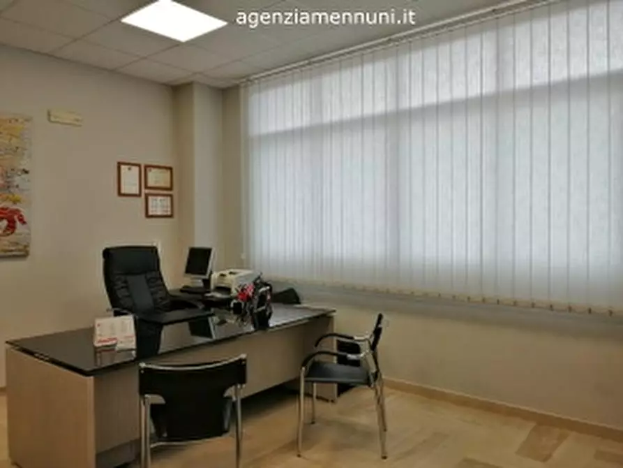 Immagine 5 di Ufficio in vendita  a Barletta