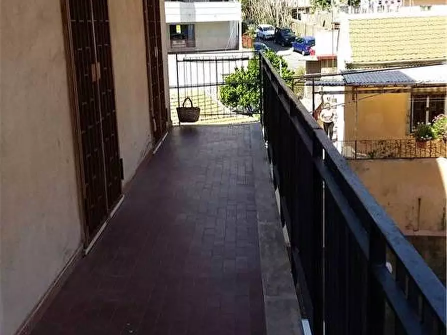 Immagine 10 di Appartamento in vendita  a Messina