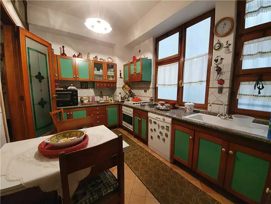 Immagine 15 di Appartamento in vendita  in Via G. Garibaldi, 439 a Messina