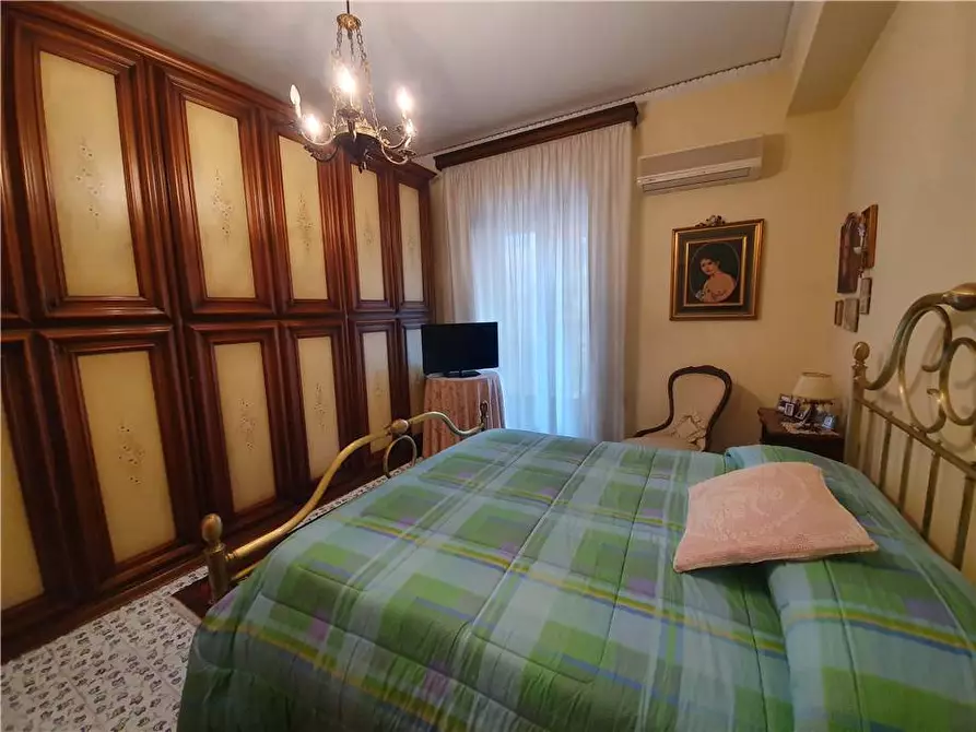 Immagine 19 di Appartamento in vendita  in Via G. Garibaldi, 439 a Messina