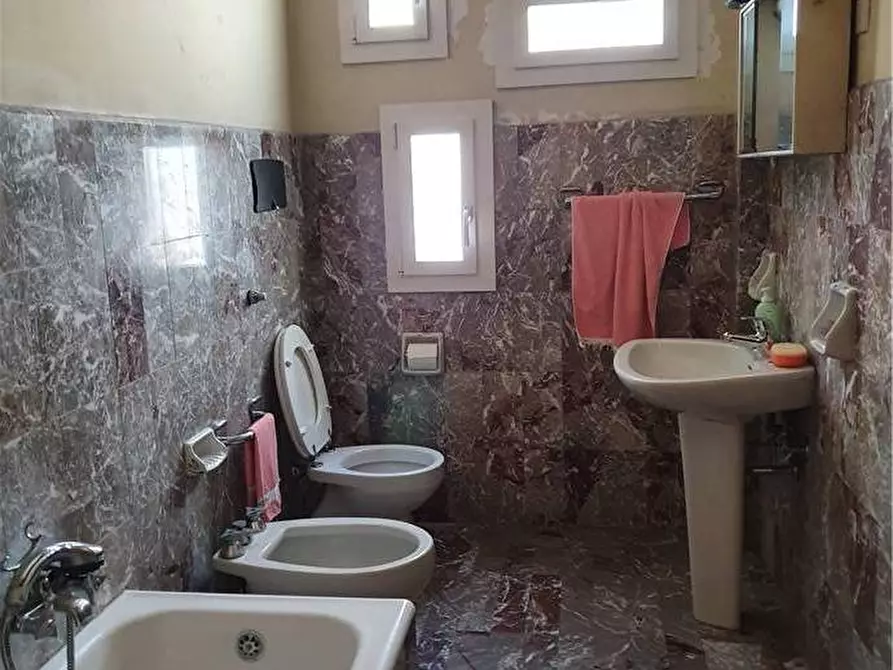 Immagine 18 di Appartamento in vendita  in V.le della Libertà, 41 a Messina