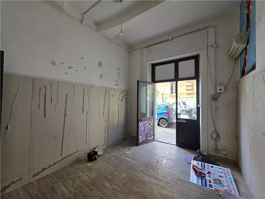 Immagine 10 di Attività commerciale in affitto  in Via Maddalena, 106 a Messina