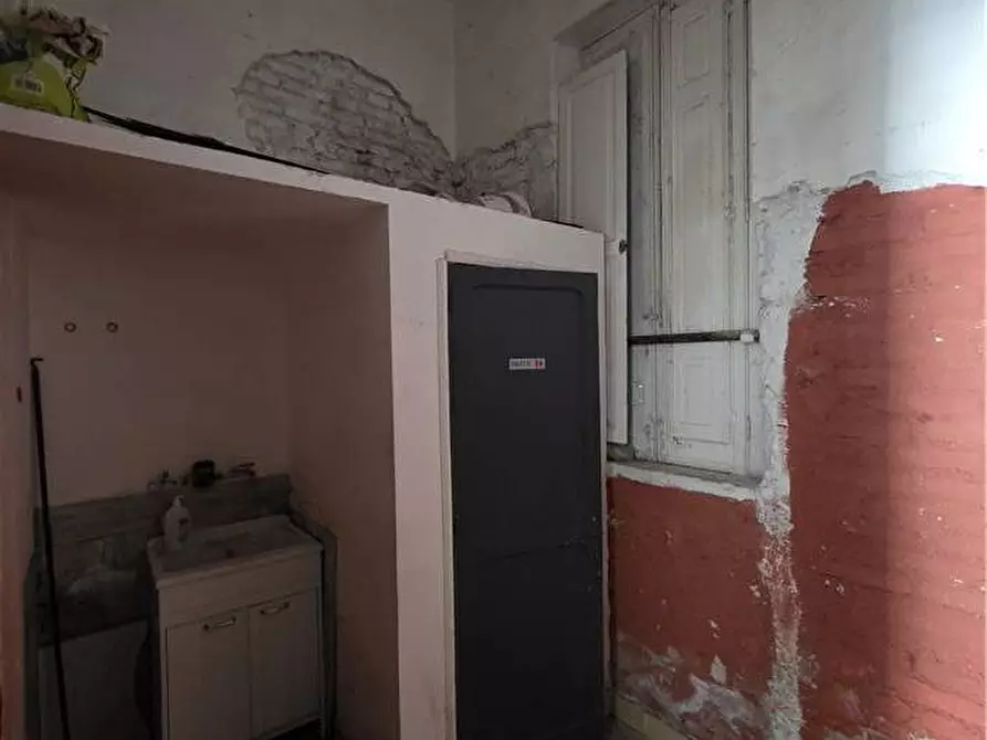 Immagine 5 di Attività commerciale in affitto  in Via Maddalena, 106 a Messina