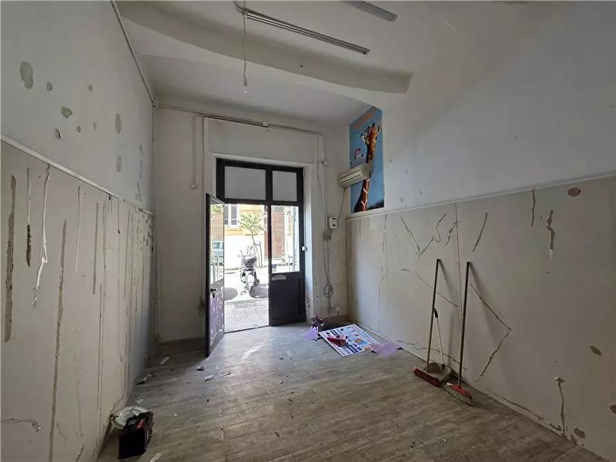 Immagine 8 di Attività commerciale in affitto  in Via Maddalena, 106 a Messina
