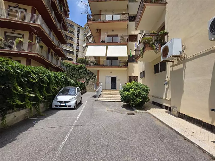 Immagine 2 di Attività commerciale in affitto  in Via Panoramica dello Stretto, 1368 a Messina