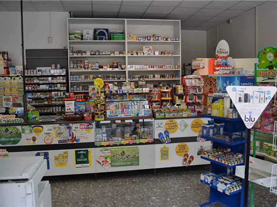 Immagine 2 di Attività commerciale in vendita  in Via Nazionale a Rometta