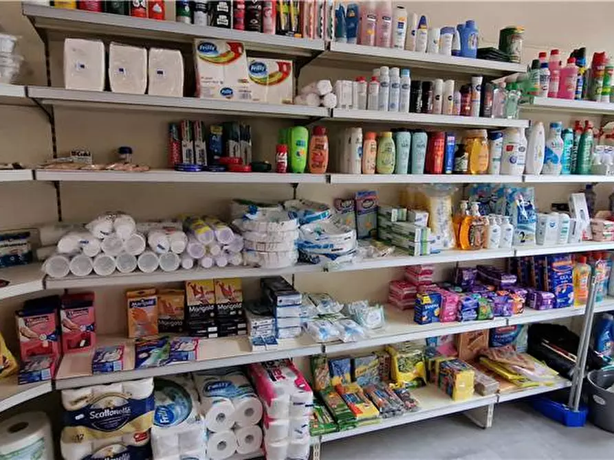 Immagine 3 di Attività commerciale in vendita  in Via Nazionale a Rometta