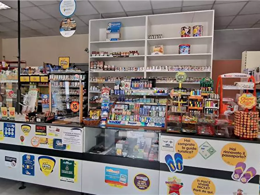 Immagine 5 di Attività commerciale in vendita  in Via Nazionale a Rometta