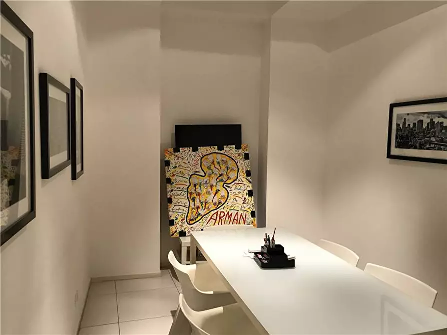 Immagine 10 di Ufficio in vendita  in V.le Boccetta, 41 a Messina