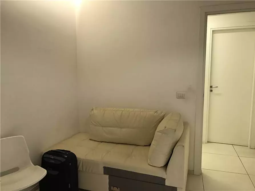 Immagine 17 di Ufficio in vendita  in V.le Boccetta, 41 a Messina