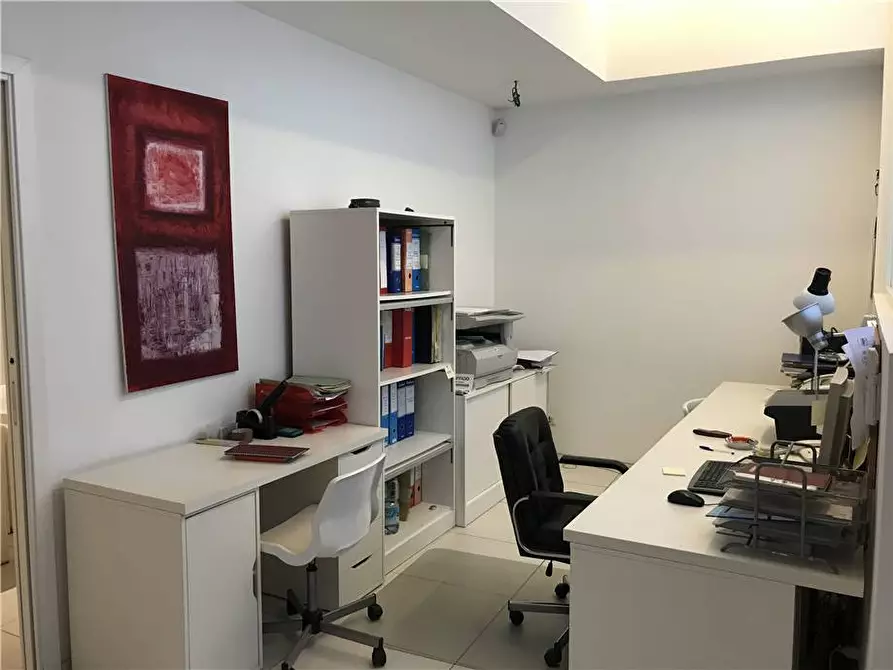 Immagine 5 di Ufficio in vendita  in V.le Boccetta, 41 a Messina
